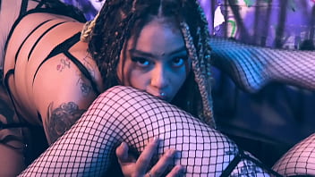 Learn the art of foot sucking