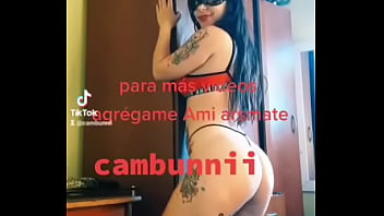 Una conejita caliente solo para su deleite