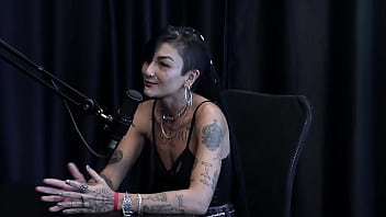 Prefere dominar tem vontade de um gang bang com oito gosta de pau grande e o vídeo que fez com o mário caroleta roots watch sheer red