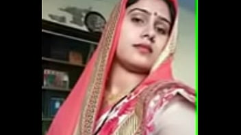 Phone sex gandi baatein krte hue ek dusre se Phone sex gandi baatein krte hue ek dusre se