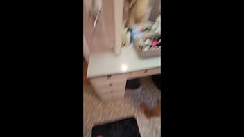 Wife gets ready for the day by giving husband a blowjob and receives a facial