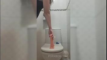 Big ass solo girl fucking a big dildo in a big pussy until she gets orgasm and squirts in the bathroom