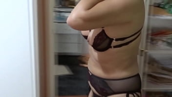 I love showing off in lingerie i always make cocks hard and they cum in front of me