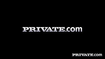 Lara lee and her sexy lingerie