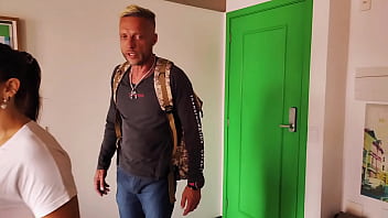 Sharing the same bed with my sister in law who was picking me up off the street she had intense anal dreams that seemed real and the whore woke up with her ass full of cum vagninho e agatha mama