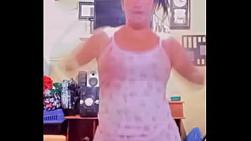 Favelada bem gostosinha com fantasia