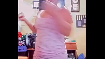 Favelada bem gostosinha com fantasia