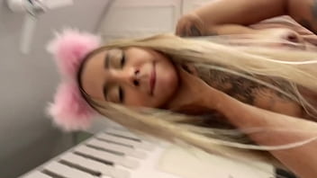 I ride it rough throat fuck & cum on my petite ass pov