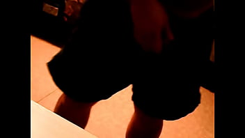 я дома не один