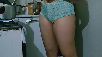 Bailey quinn na cozinha