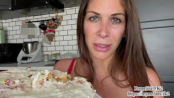 Voici ma story public de mon anniversaire tu as toute la version non censurée