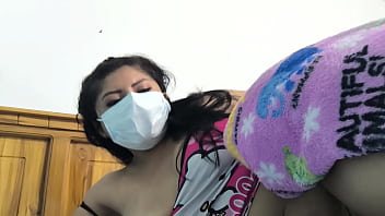 Minha vagina está em uma posição excitante para ser fodida