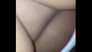 Novinha evangélica mostrando seus peitos enorme e sua buceta gostosa