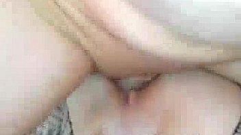 Tremenda rubia saca lechita mamada pete petera