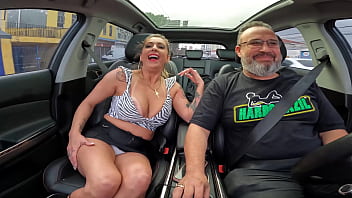 Julia fontanelli veio pegar uma carona e como já era esperado foi aquela bagunça