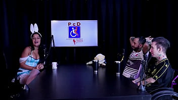 Faz a putaria de verdade gosta do saco grande do pau pra sentir batendo na buceta colocou o plug no cu e o 69 tifany rocha swing cast watch sheer red