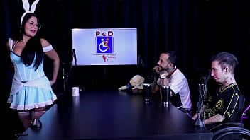 Faz a putaria de verdade gosta do saco grande do pau pra sentir batendo na buceta colocou o plug no cu e o 69 tifany rocha swing cast watch sheer red