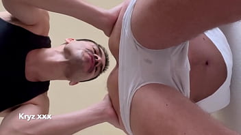 Follando Y Preñando A Un Twink Parte 2 thumbnail