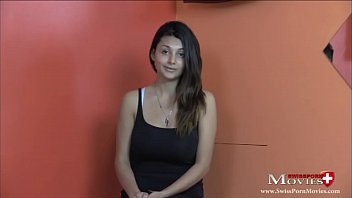 Porno casting mit dem versauten teeny lilly 18j die kleine liebt sex und will ins pornogesch&auml;ft y lilly on the casting