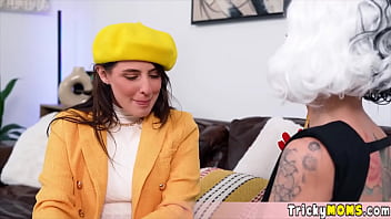 Weird milf using her strapon on her bf