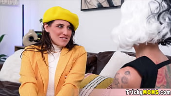 Weird milf using her strapon on her bf Weird milf using her strapon on her bf