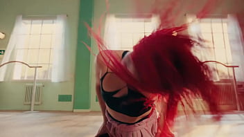 Tú gata quiere maki