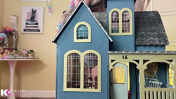 Goddess in sh unaware giantess vore destruction