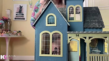 Goddess in sh unaware giantess vore destruction