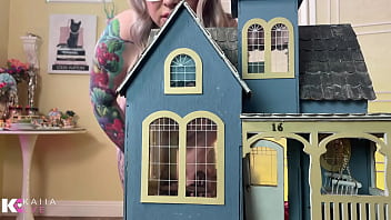 Goddess in sh unaware giantess vore destruction