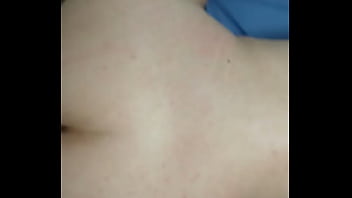 Enrabando ela na cama