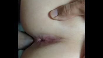 Enrabando ela na cama