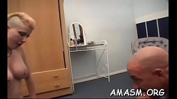 Hot floozy gets tough experience