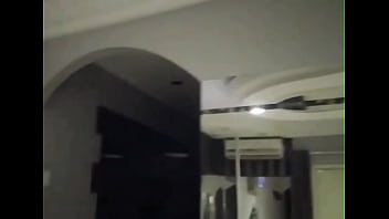 No motel vizinha adora cair de boca no negão