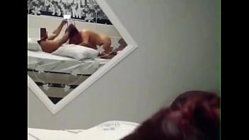 No motel vizinha adora cair de boca no negão