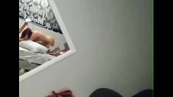 No motel vizinha adora cair de boca no negão