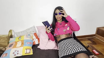 Contei tudo pra minha mãe meu irmãosafado comeu eu e minha amiga enquanto não tinha ninguém em casa a foda foi tão gostosa que gozei varias vezes naquela rola delicia