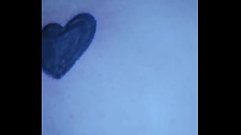 Le pago al tatuador con el culo video completo en red