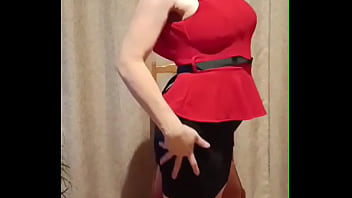 Madrastra llega del trabajo y me la folló mientras mi novia no está en casa pussy