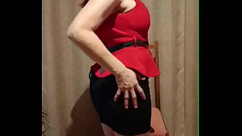 Madrastra llega del trabajo y me la folló mientras mi novia no está en casa pussy