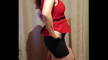 Madrastra llega del trabajo y me la folló mientras mi novia no está en casa pussy