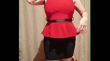 Madrastra llega del trabajo y me la folló mientras mi novia no está en casa pussy