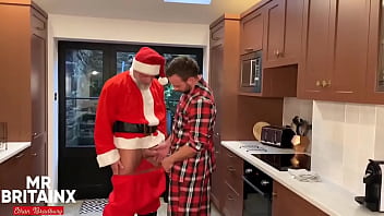 When i got caught sucking santa clause me and joinersamanthax were getting all cosy and festive watching xmas mov