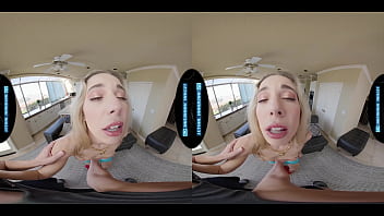 Married babe cheats with you while on vacation