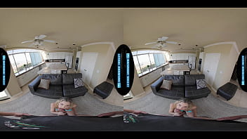 Married babe cheats with you while on vacation