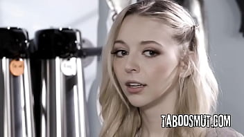 Hot blonde teen begs cheating boyfriend for risky public sex