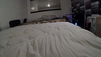 Amazing latina spreads her cunt wide