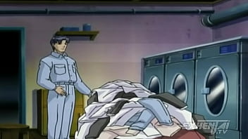 Mi ama de casa me pilla con su ropa interior hentai sin censura