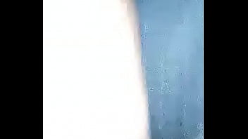 Le gusta que vea como se la coge su amgo