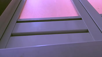 クリトリスいじってたら潮吹き沢山しました