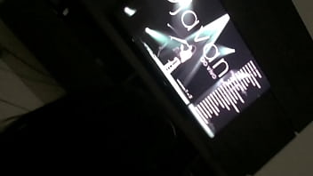 Magrinha tomando de ladinho